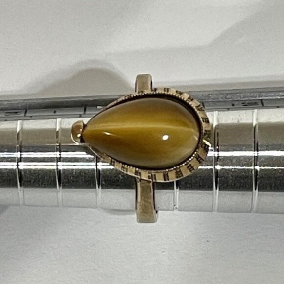 10K gold and tiger's eye cocktail ring. - Picture 3 of 6